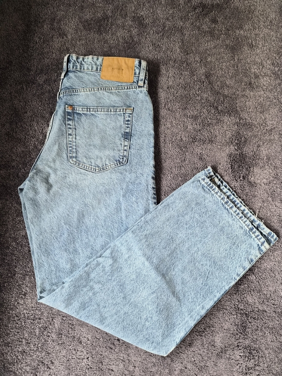 H&M Denim - H&M &Denim Light Wash Baggy Low-Waist Jeans